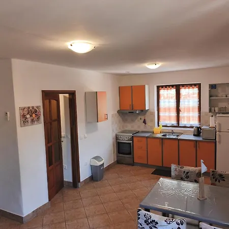 Iva Apartment