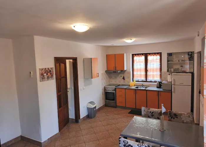 Iva Apartment