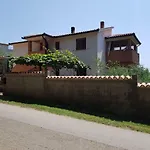 Iva Apartment *
